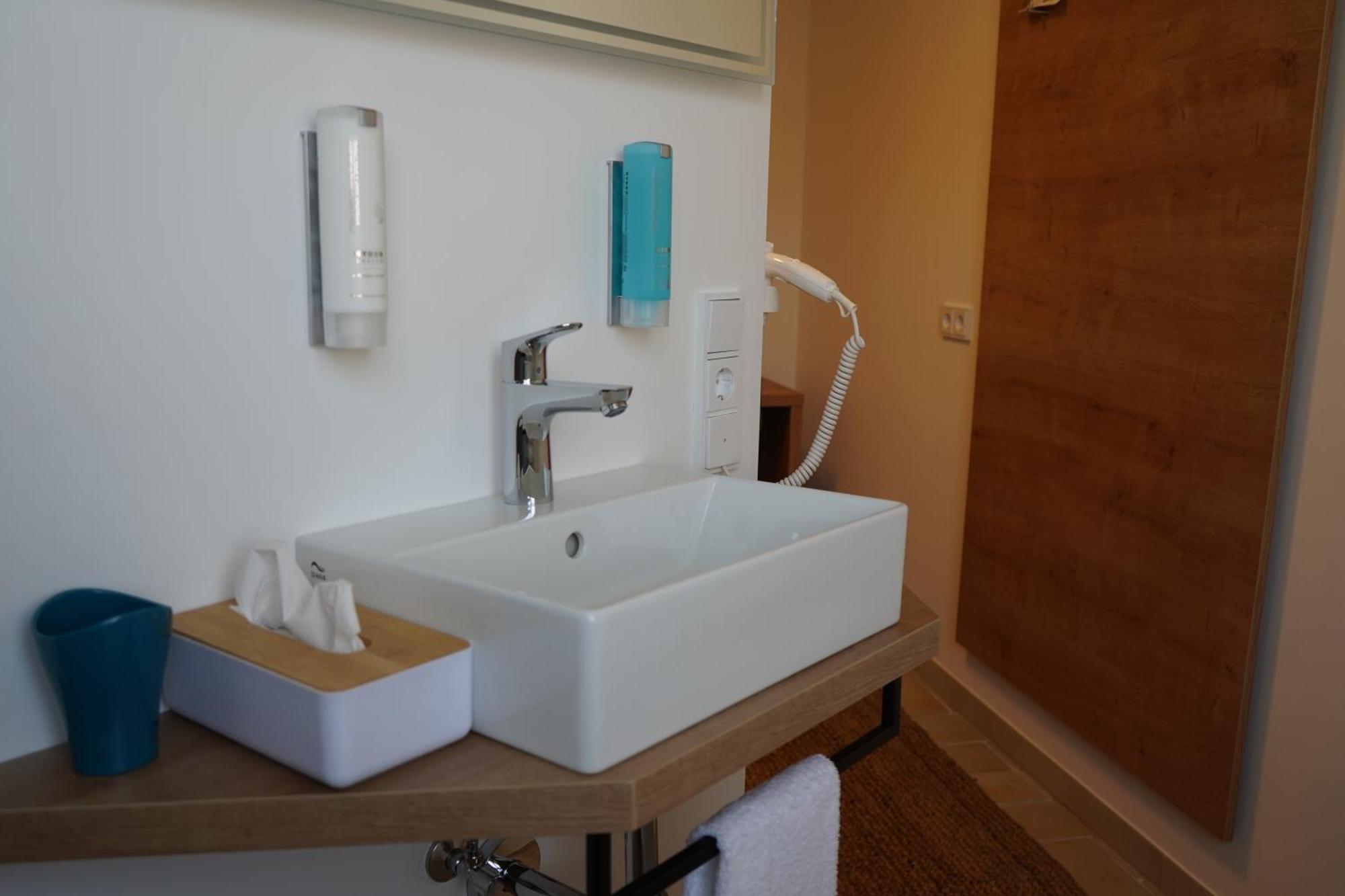 Eco Motel Wallersdorf 外观 照片
